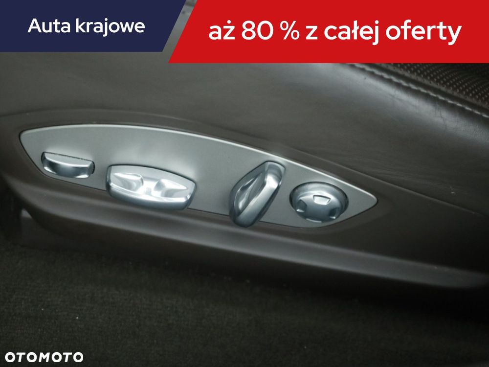 Porsche Panamera - 12