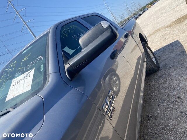 RAM 1500 5.7 Quad Cab Laramie - 35