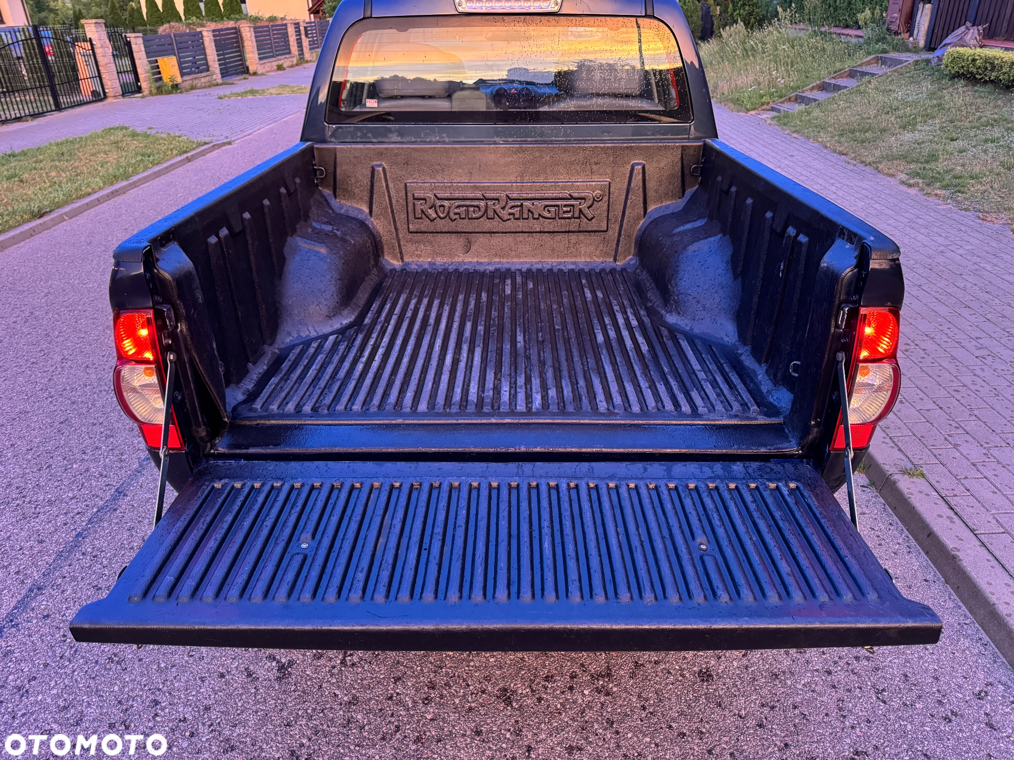 Isuzu D-Max 2.5d DC Basic - 19