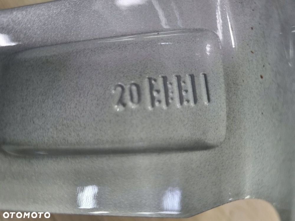 Volkswagen T-Roc 2020 Wszystkie Felgi aluminiowe R17 - 14