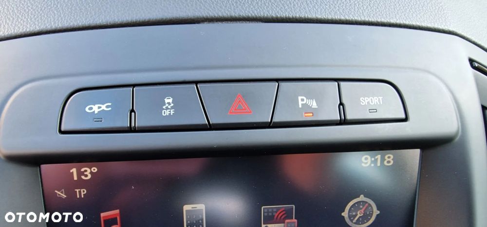 Opel Insignia 2.8 V6 Turbo 4x4 Sports Tourer OPC - 13