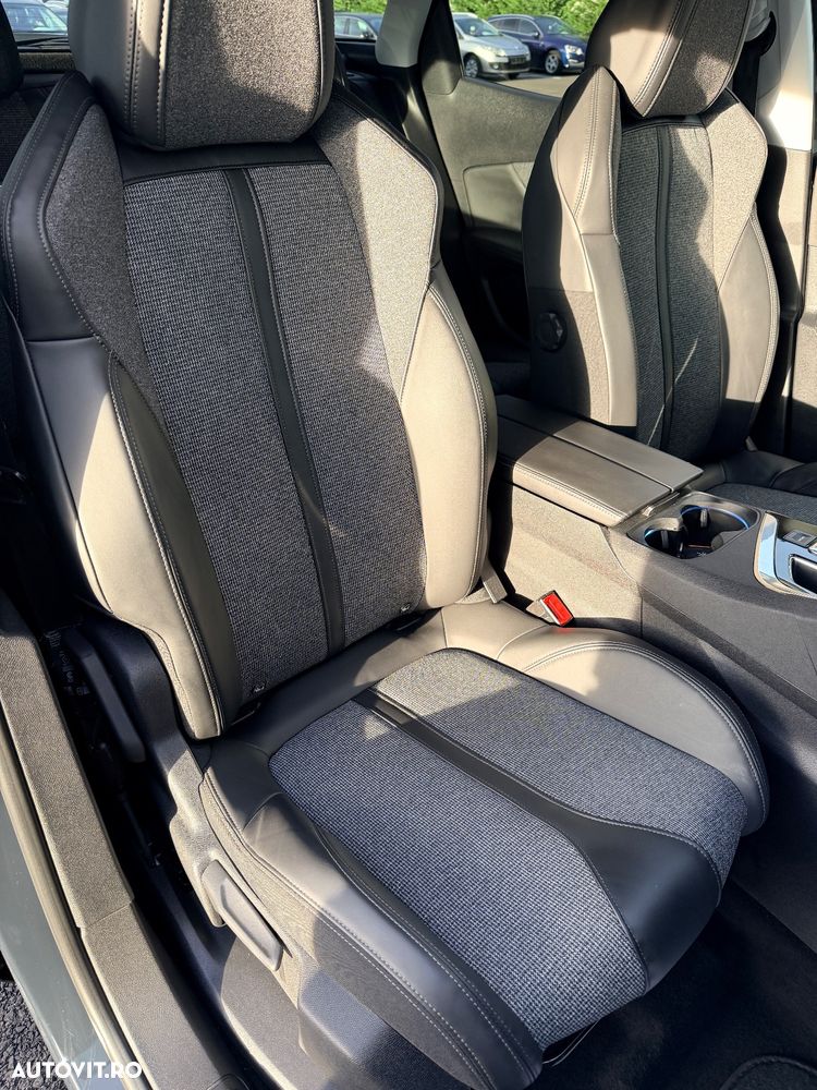 Peugeot 3008 PureTech 130 Stop & Start EAT6 Allure - 16