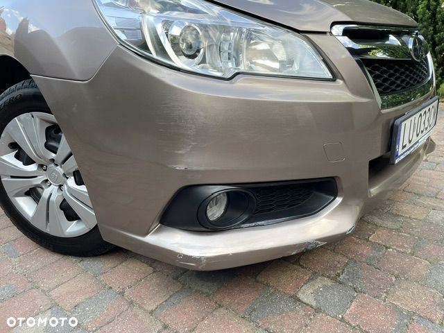 Subaru Legacy - 17