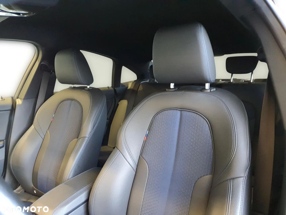 BMW Seria 2 218i M Sport - 11