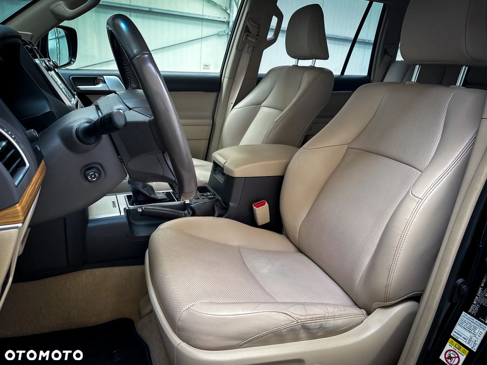 Toyota Land Cruiser LC 2.8 D-4D Invincible - 13