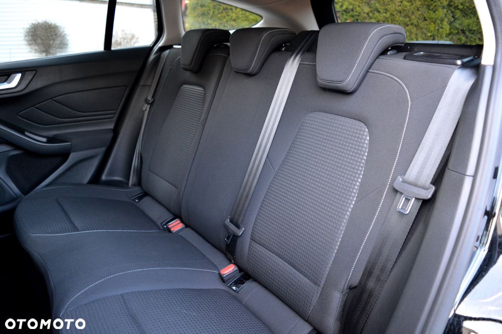 Ford Focus 2.0 EcoBlue Active Business - 22