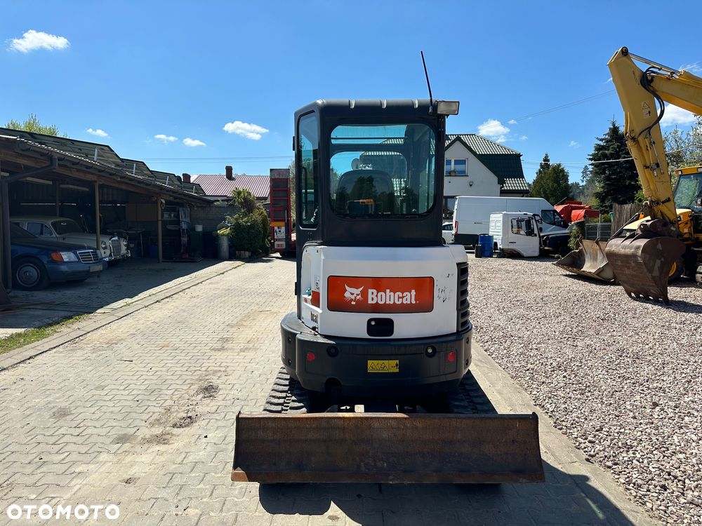 Bobcat E26 - 4