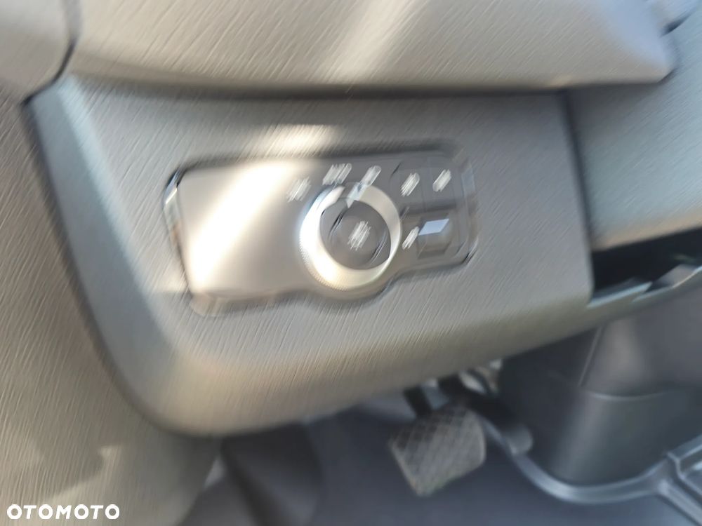 Mercedes-Benz Sprinter - 21