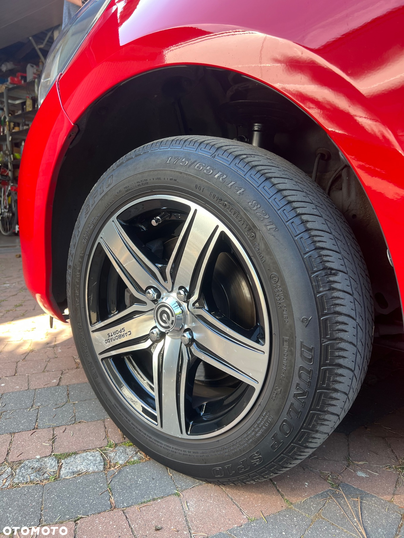 Toyota Yaris 1.0 Premium - 5
