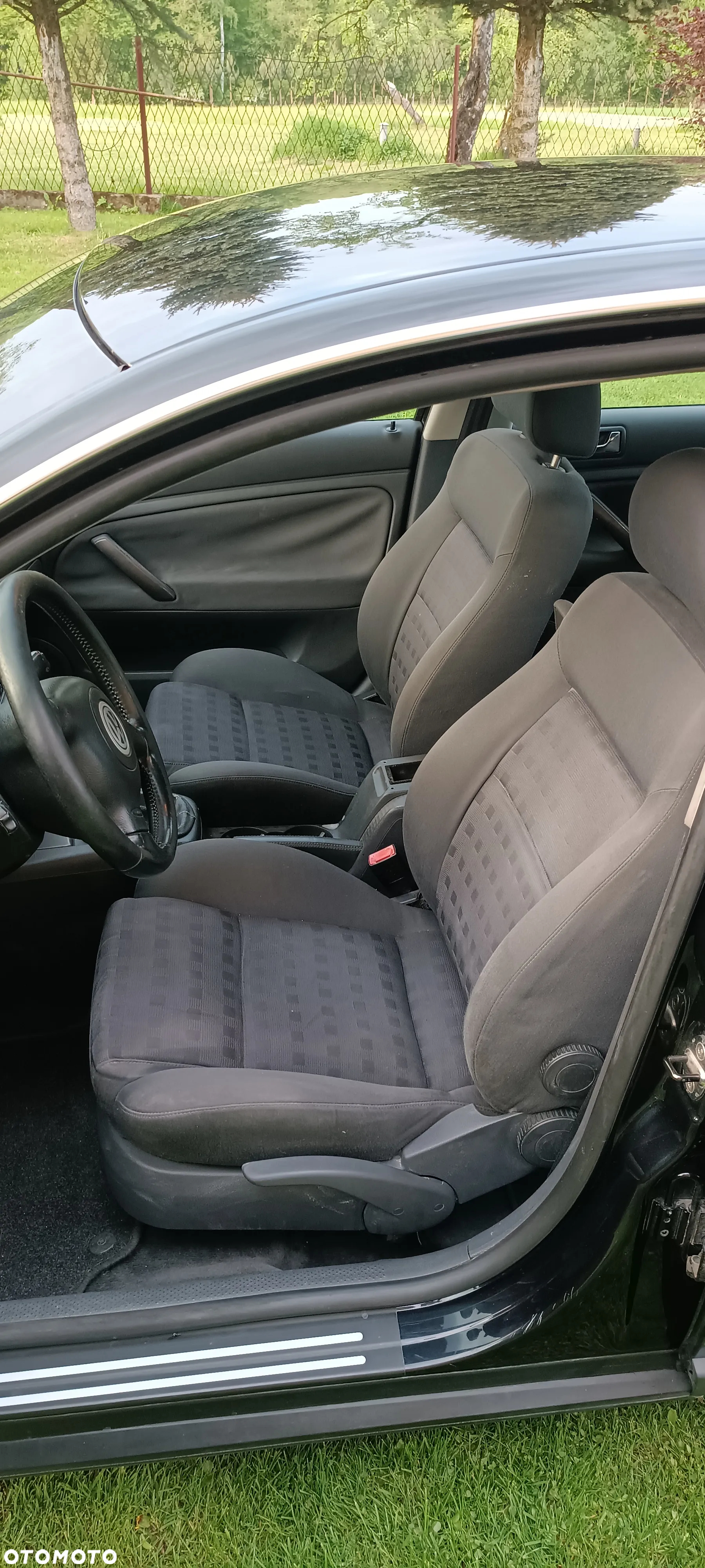 Volkswagen Passat - 12