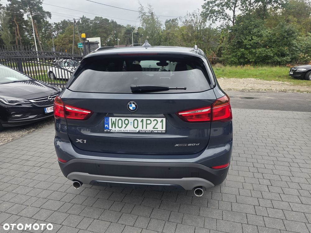 BMW X1 xDrive20d Sport Line - 6
