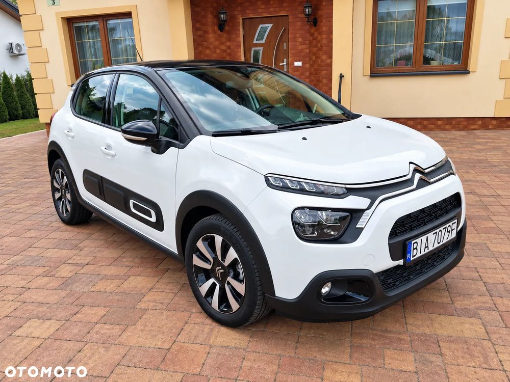 Citroën C3 1.2 PureTech Shine - 2
