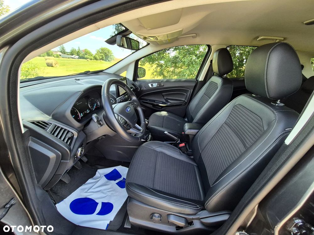 Ford EcoSport - 24