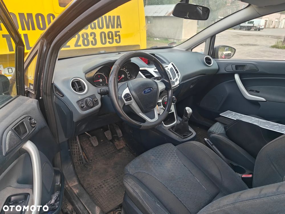Ford Fiesta 1.6 TDCi Sport - 6