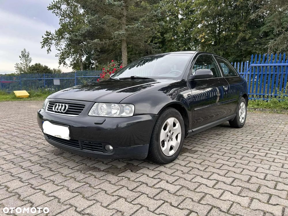 Audi A3 3-drzwiowe 1.9 TDI Attraction - 1
