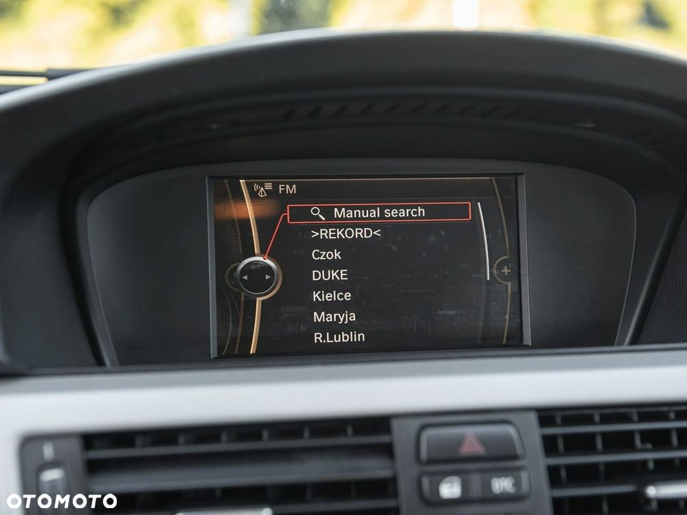 BMW Seria 3 318d Sport Line - 21