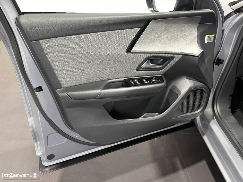 Citroën C5 X 1.6 Hybrid Shine e-EAT8 - 18