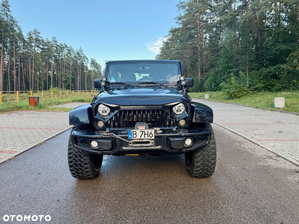 Jeep Wrangler 3.6 Unlim Rubicon - 3