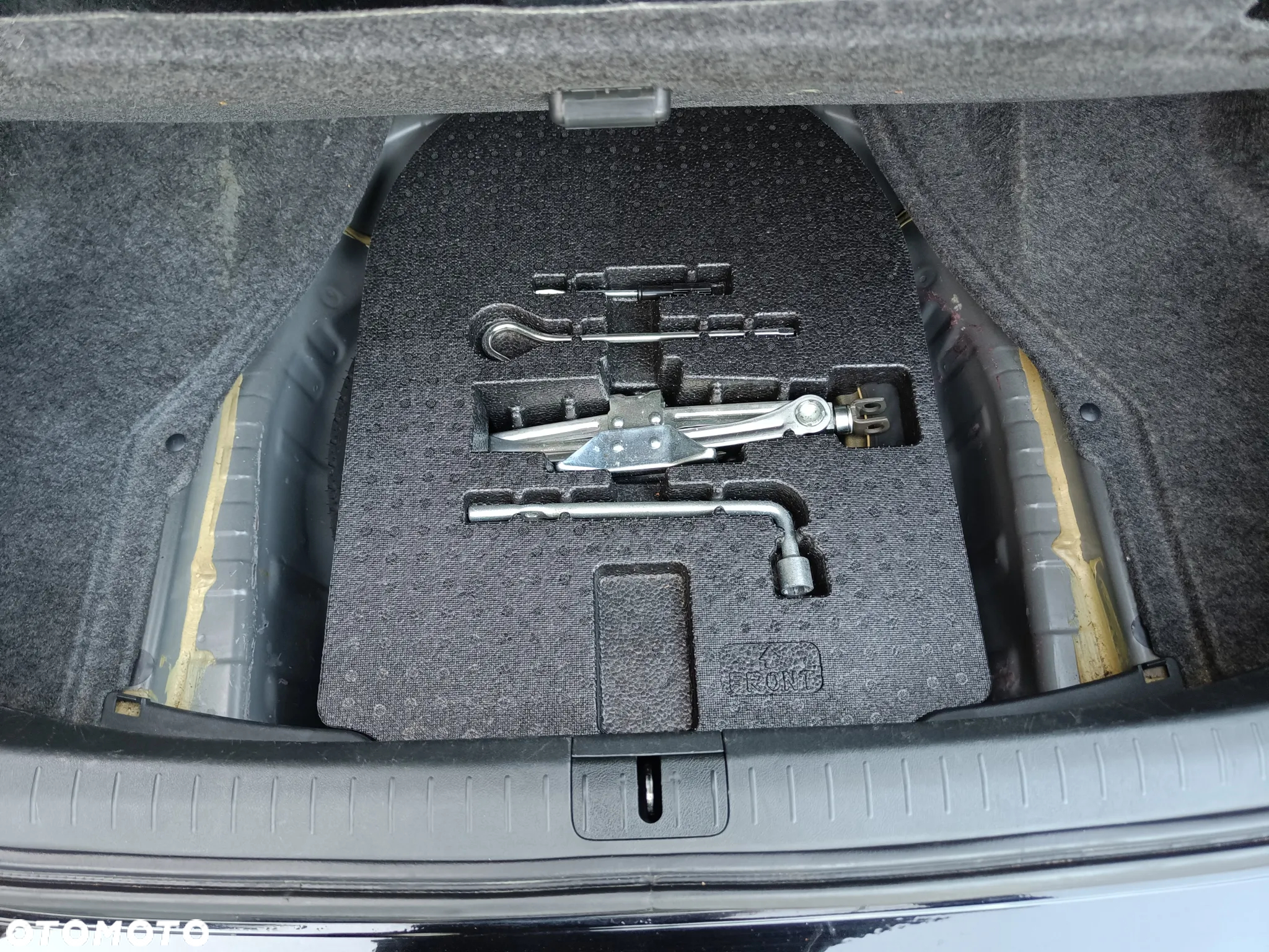 Honda Accord 2.0 Executive - 31