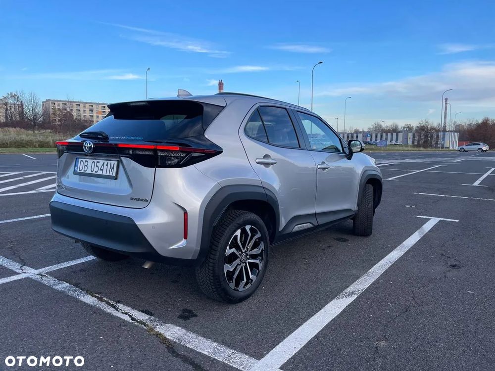 Toyota Yaris Cross Hybrid 1.5 Executive - 4