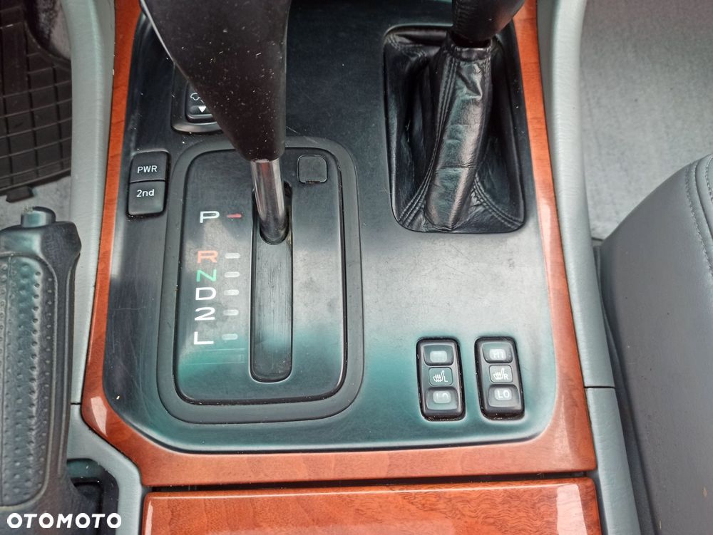 Lexus LX - 18