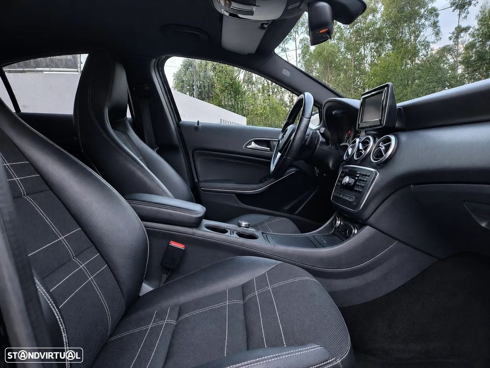 Mercedes-Benz A 180 d AMG Line Aut. - 11