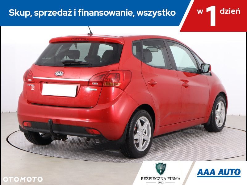 Kia Venga - 6