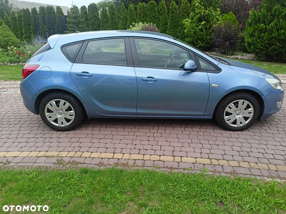 Opel Astra 1.4 Turbo - 2