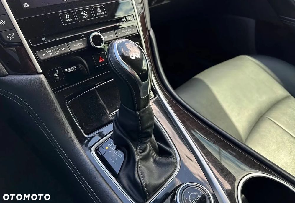 Infiniti Q50 - 17
