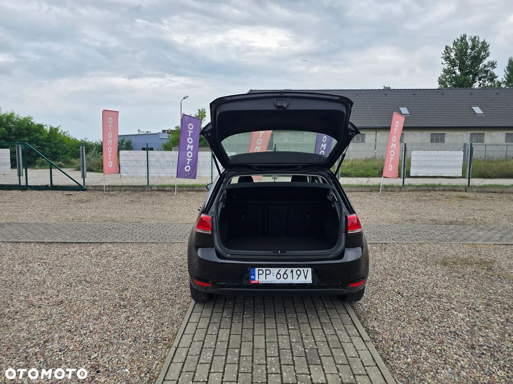 Volkswagen Golf 1.2 TSI BMT Trendline - 11