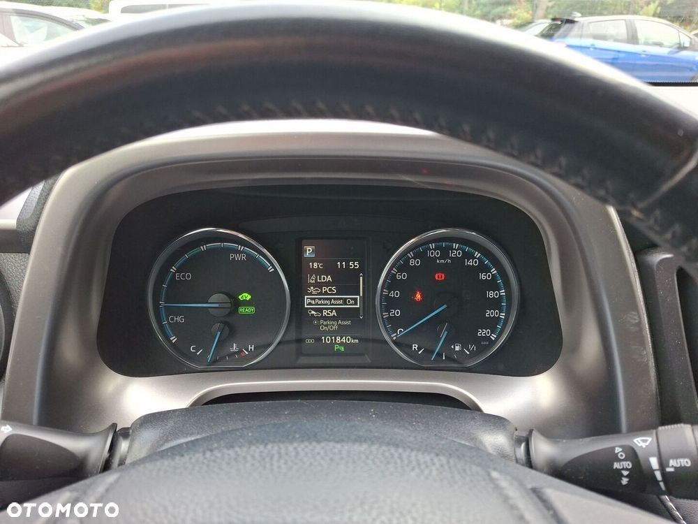 Toyota RAV4 Hybrid Premium 4x4 - 8