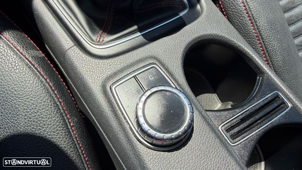 Mercedes-Benz A 200 CDI AMG Line - 38
