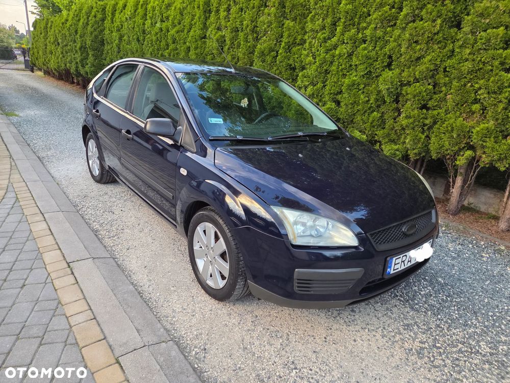 Ford Focus 1.8 TDCi Ambiente - 3