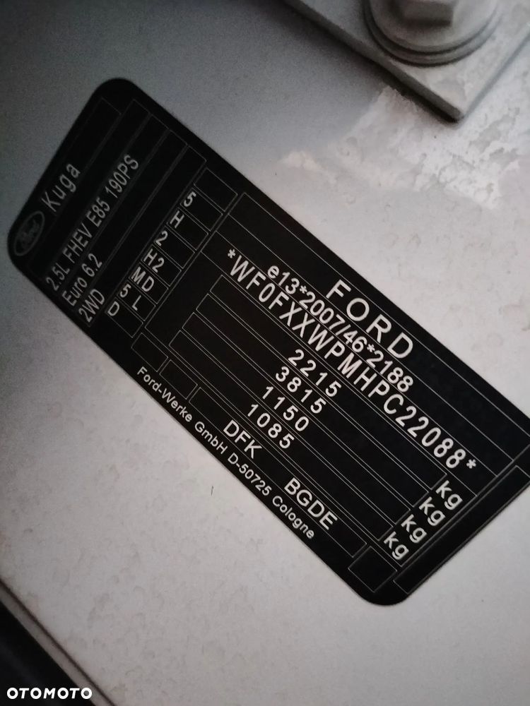 Ford Kuga - 27