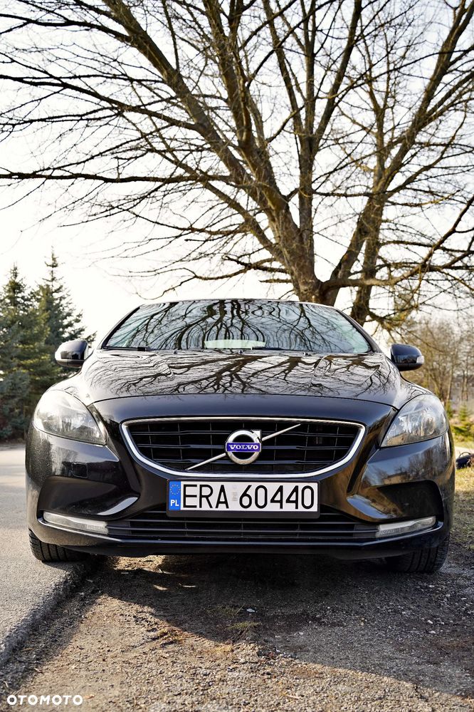 Volvo V40 - 23