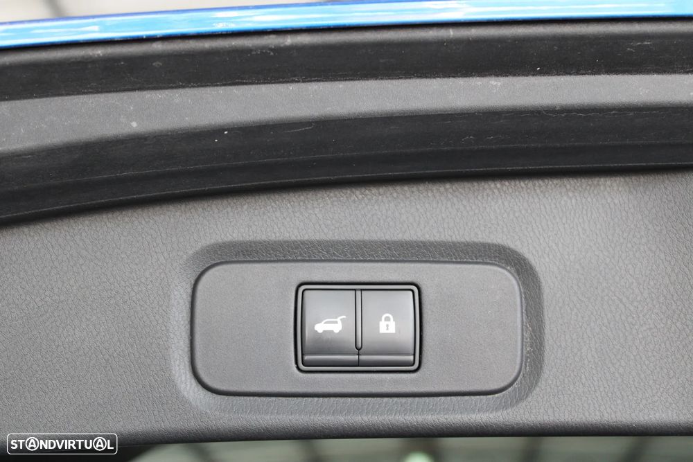 Nissan Qashqai 1.3 DIG-T N-Connecta - 29