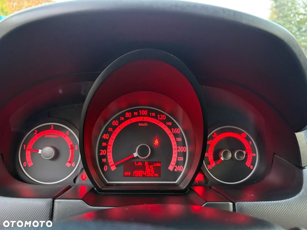 Kia Ceed 1.6 CRDi 90 Spirit - 11