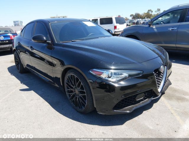 Alfa Romeo Giulia 2.0 Turbo 16V AT8 Veloce Ti - 1