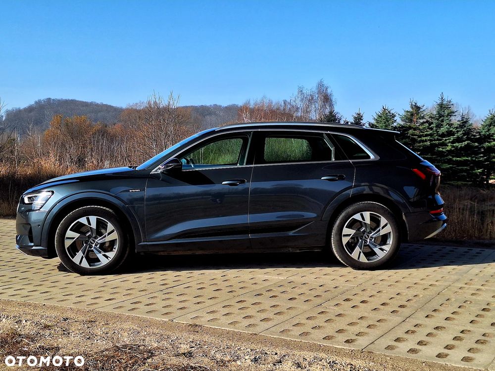 Audi e-tron 55 Quattro Advanced - 4