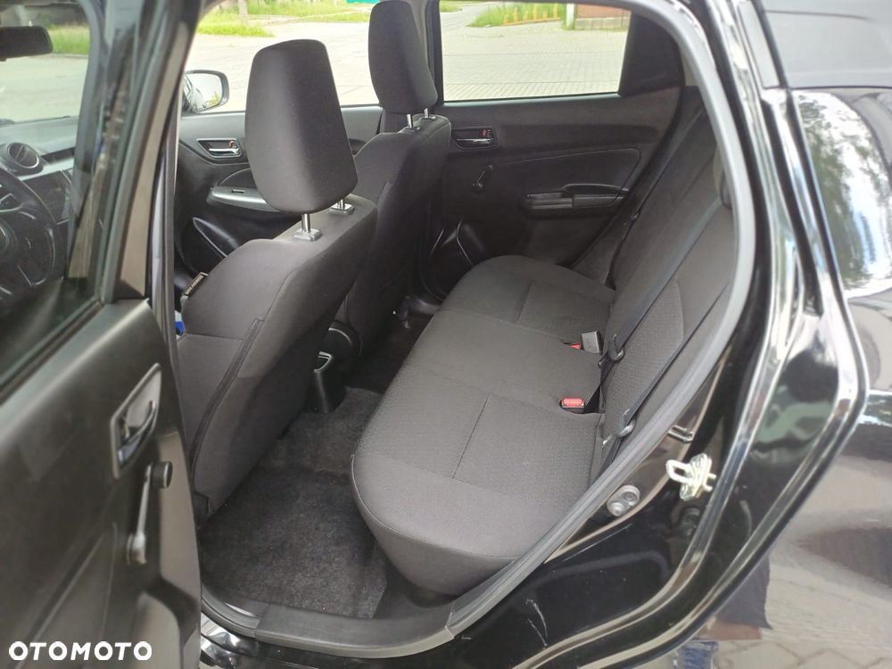 Suzuki Swift 1.2 Premium Plus - 19