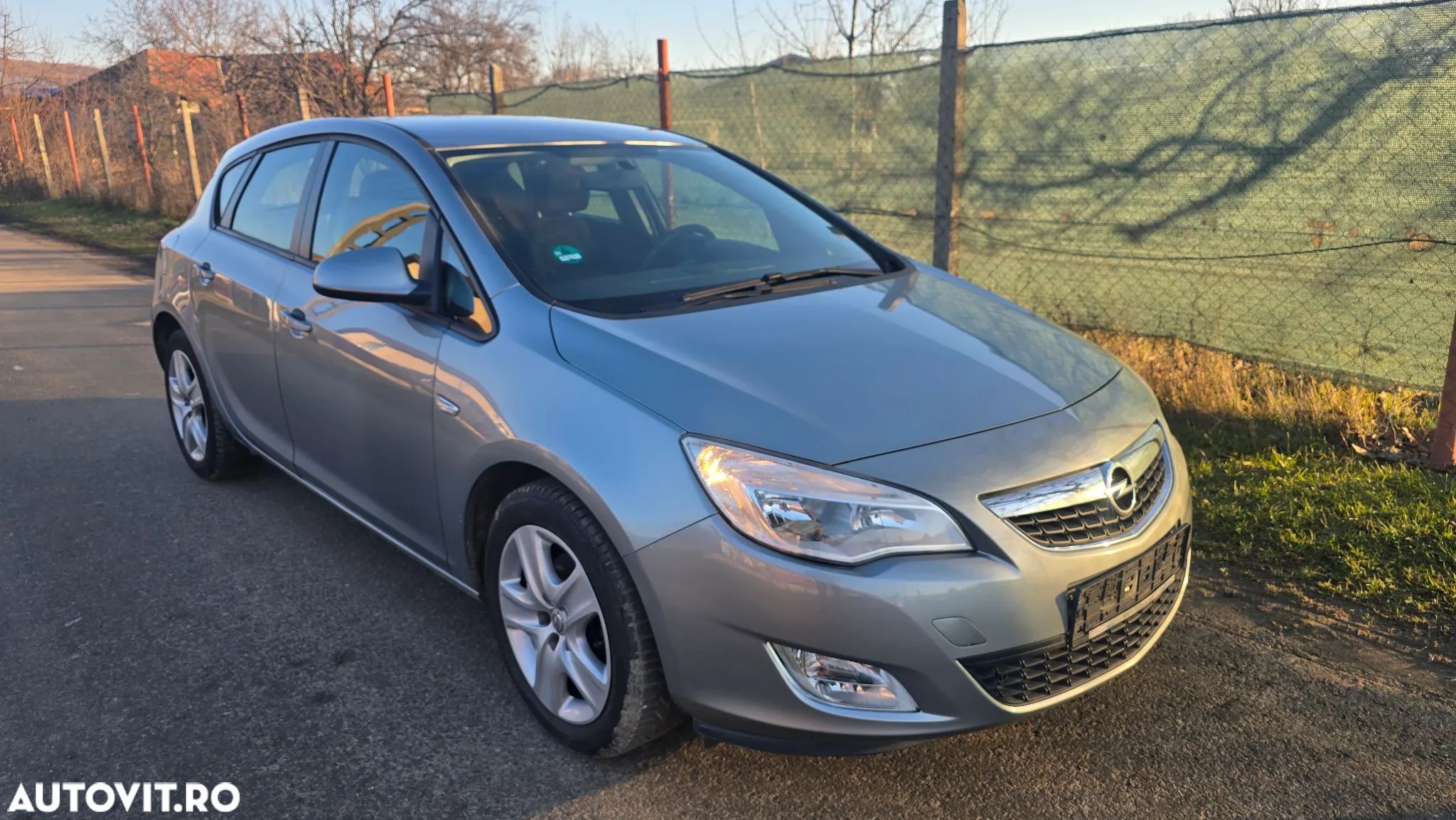 Opel Astra 1.7 CDTI Cosmo - 1