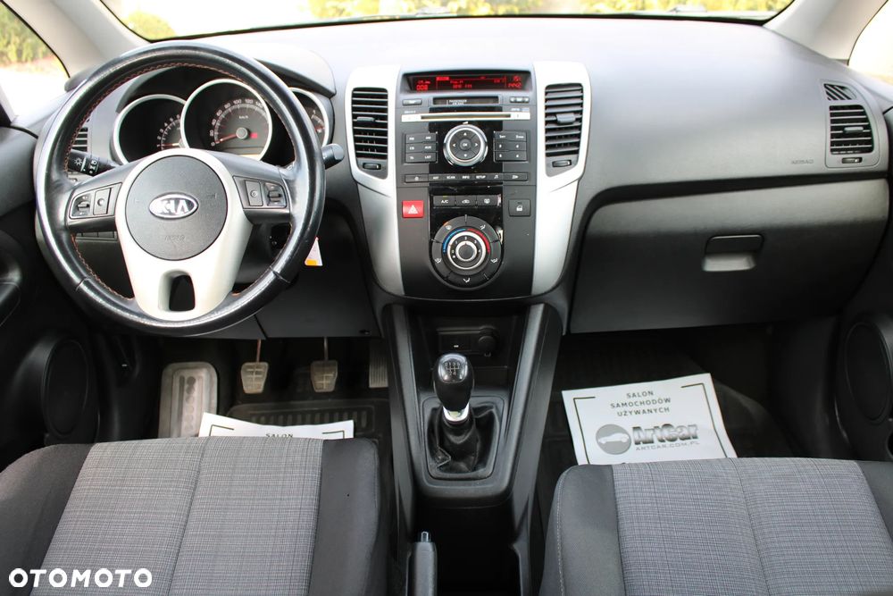 Kia Venga 1.4 CVVT Vision - 21