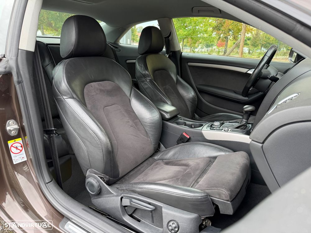 Audi A5 2.0 TDI DPF multitronic - 32