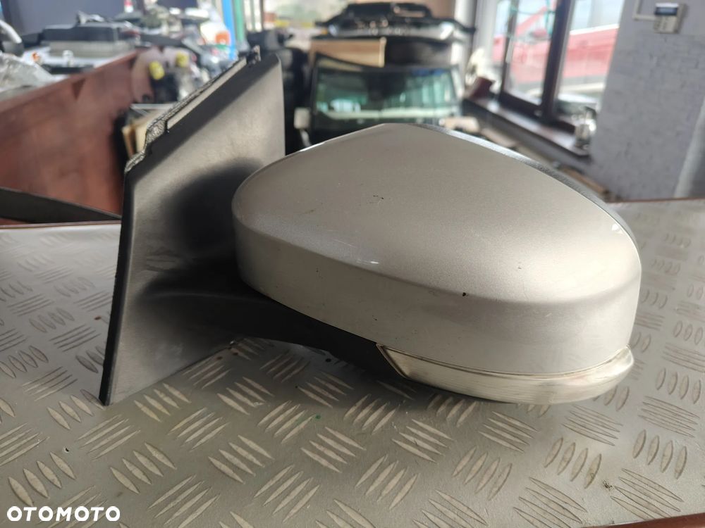 Ford Focus mk3 lewe LUSTERKO 10PIN EU - 2