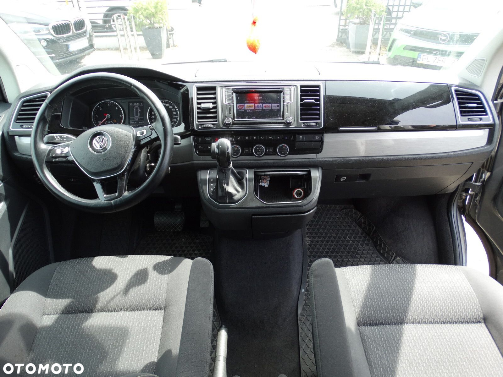 Volkswagen California - 13
