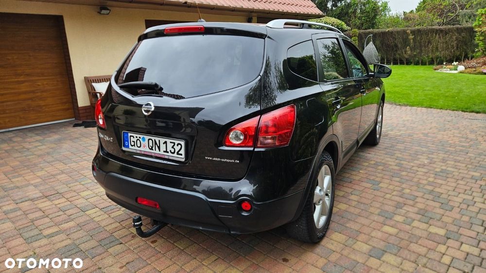 Nissan Qashqai+2 - 8
