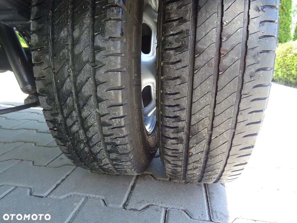 Iveco 35C15 Wywrotka 3- stronna 3,0 HPI KLIMA HAK Wzmocnione Resory Piękna - 25