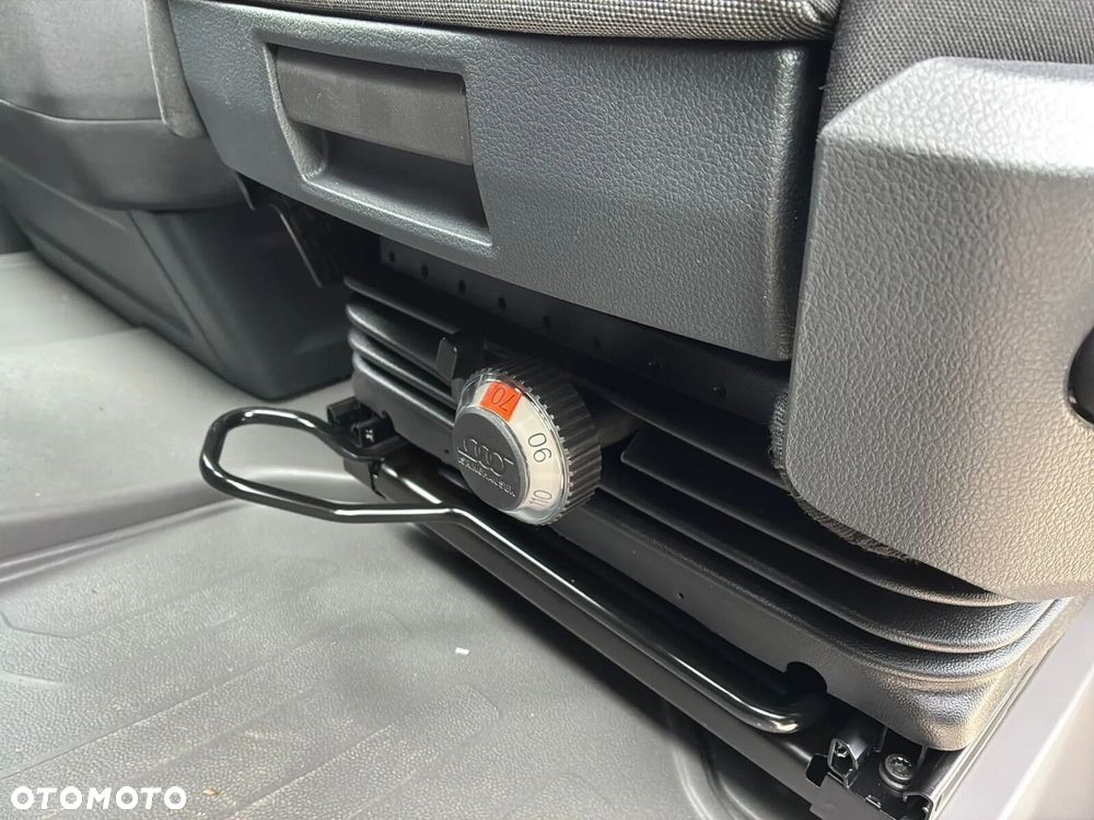 Volkswagen Crafter 35 AUTOMAT/Fugron, 2.0 BiTDI 177 KM, Wysoki dach, r. o. 4490mm - 19