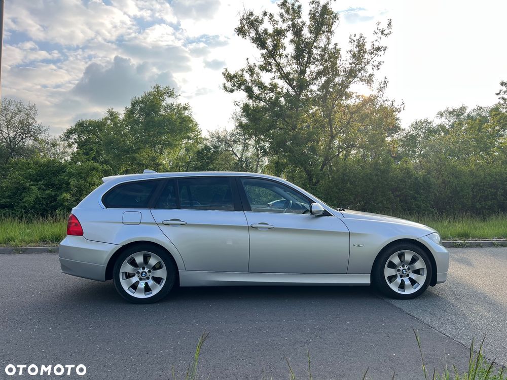BMW Seria 3 325xi - 8