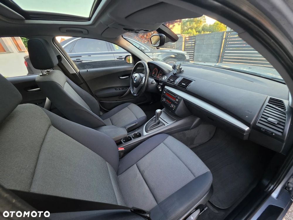 BMW Seria 1 120i - 15